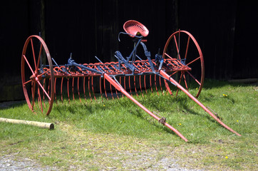 OLD FARM MACHINERY