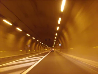 Photo sur Aluminium Tunnel tunnel lumiere