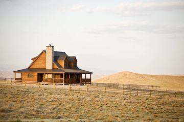 ranch house in midwest - 7490198