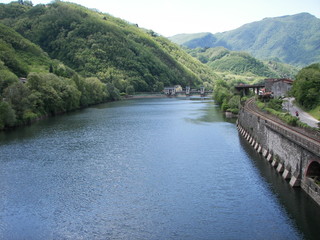 la diga di Borgo a Mozzano