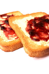 pain grillé confiture