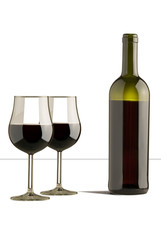 Bottiglia e bicchieri di vino