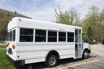 White school bus - 7593792