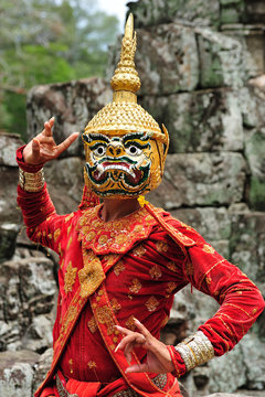 Cambodia; Angkor; bayon temple