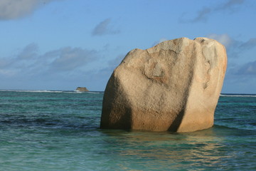 Fototapeta premium bloc de granite aux Seychelles