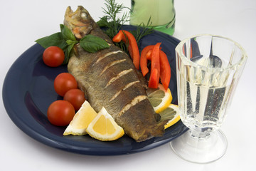 trout with vegetable and wine