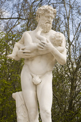 Fototapeta na wymiar Man holding dziecko