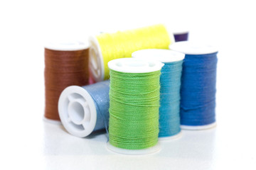 Different colors threads
