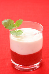 strawberry dessert