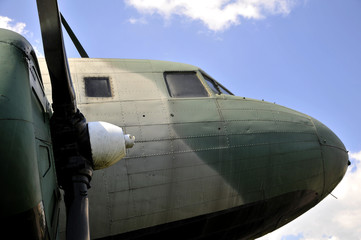 Airplane LI 2