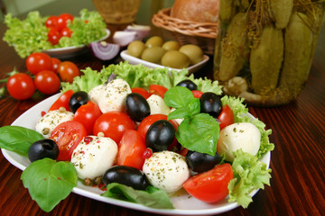 Tomatos, olives, cheese