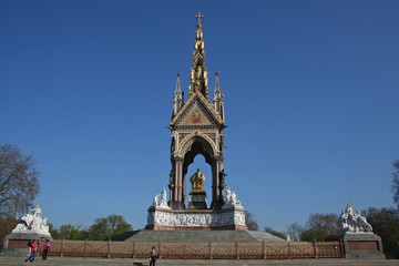Fototapeta na wymiar Albert Memorial de Londres