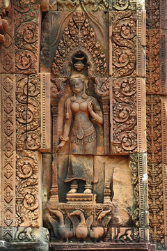 Cambodia Angkor Banteay Srey apsara