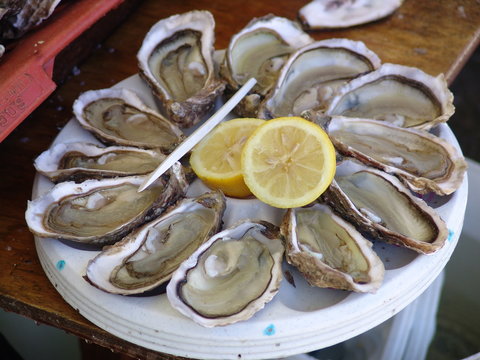 piatto di ostriche