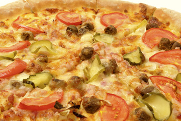 Cheeseburger pizza