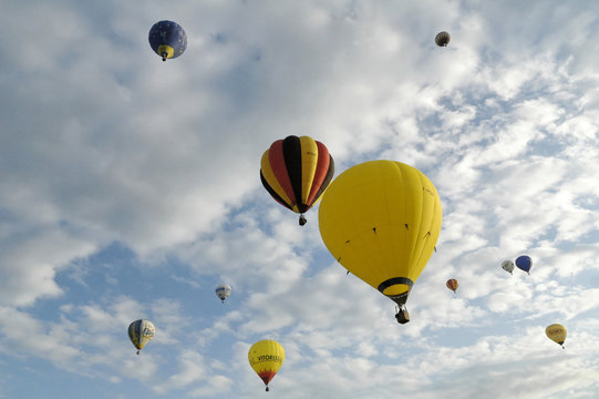 montgolfi&egrave;res