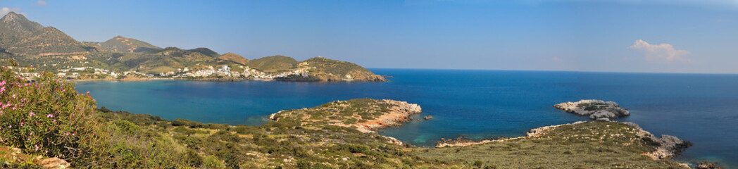 Fototapeta na wymiar panoramiczny widok na morze - Kreta - Grecja
