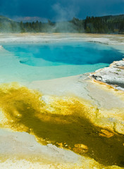 geothermal pool, Yellowstone National Park