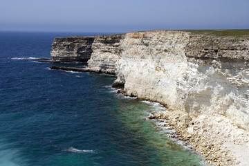 Fototapeta na wymiar rocky cliff