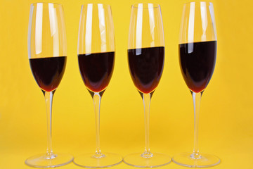 Schräger Wein