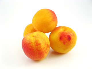 Fototapeta na wymiar apricot peach fruit food isolated on white background