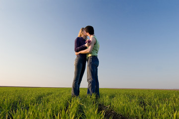 Kiss in the field