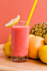 pfirsich-nektarinen saft,frisch gepresst