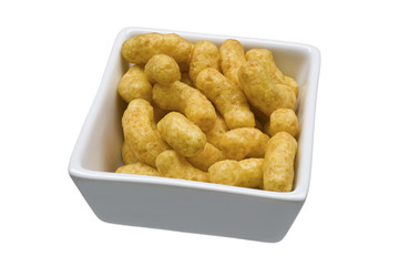 Porzellanschale mit Erdnußflips