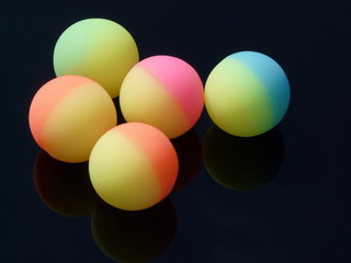 Coloured balls