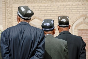 MEN WITH UZBEK HATS
