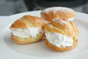 Cream puffs