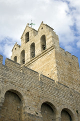 Fototapeta na wymiar Cathédrale des Saintes Marie de la mer