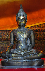 Thailand Bangkok Wat Pho Temple seated Buddha