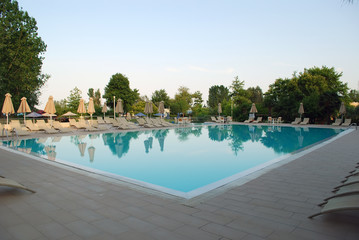 summer open pool