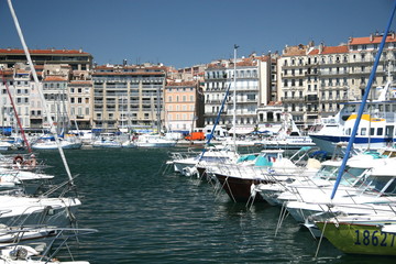 Fototapeta na wymiar Marseille widok na port