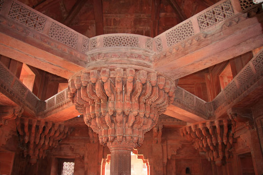 fatehpur sikri,plafond sculpt&eacute;