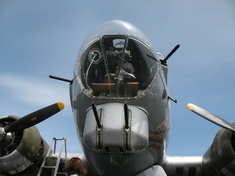 b17