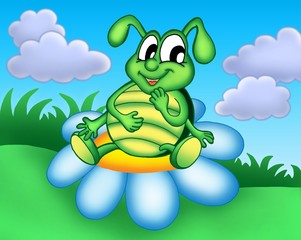 Bee sitting on flower