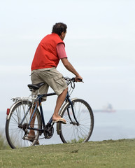 Fototapeta premium Hombre en bicicleta