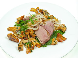 gesunde ernährung,fleisch mit salat, trennkost diät