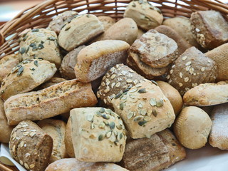 festtagsbüffet,brotkorb,bankett gastronomie