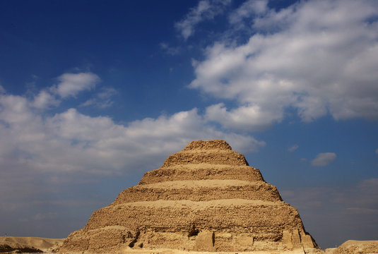 Saqqara pyramide