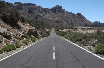 Straße zum Teide auf Teneriffa.