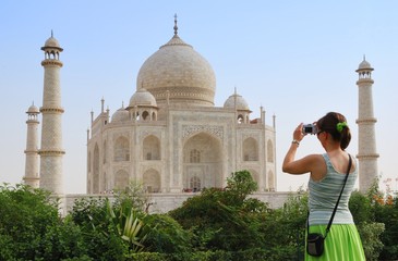 Tourist in front of Taj Mahal
