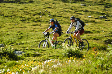 Obraz premium Mountainbikerinnen