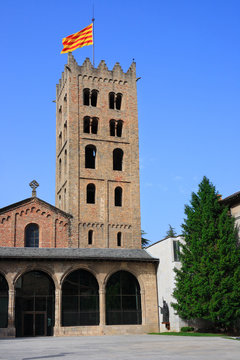 รูปภาพRipoll เลือกดูภาพถ่ายสต็อก เวกเตอร์ และวิดีโอ2,366 Adobe Stock