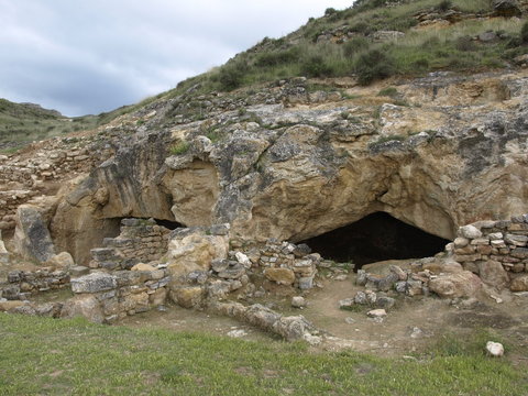 contrebia leukade