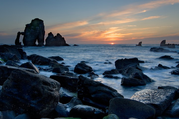 Anocheciendo en San Juan de Gaztelugatxe, Bizkaia (España)