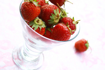 Fresh berries in a bowl