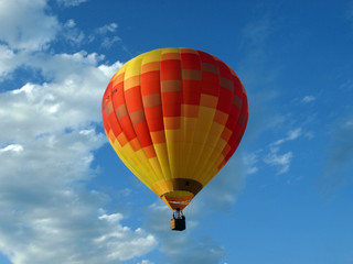 Heissluftballon im Allgäu-Himmel